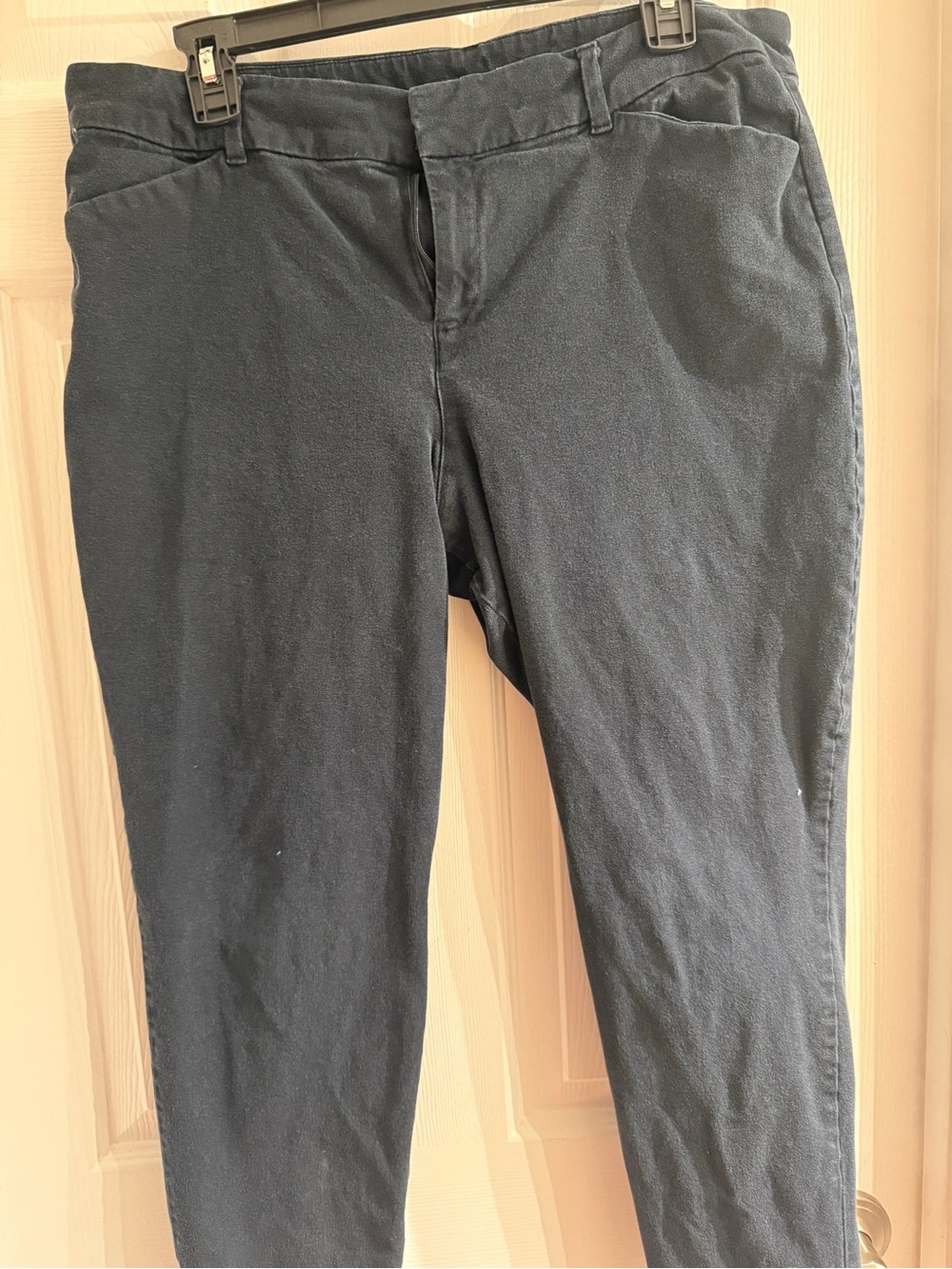 Old Navy Black Pixie Pants Size 16
